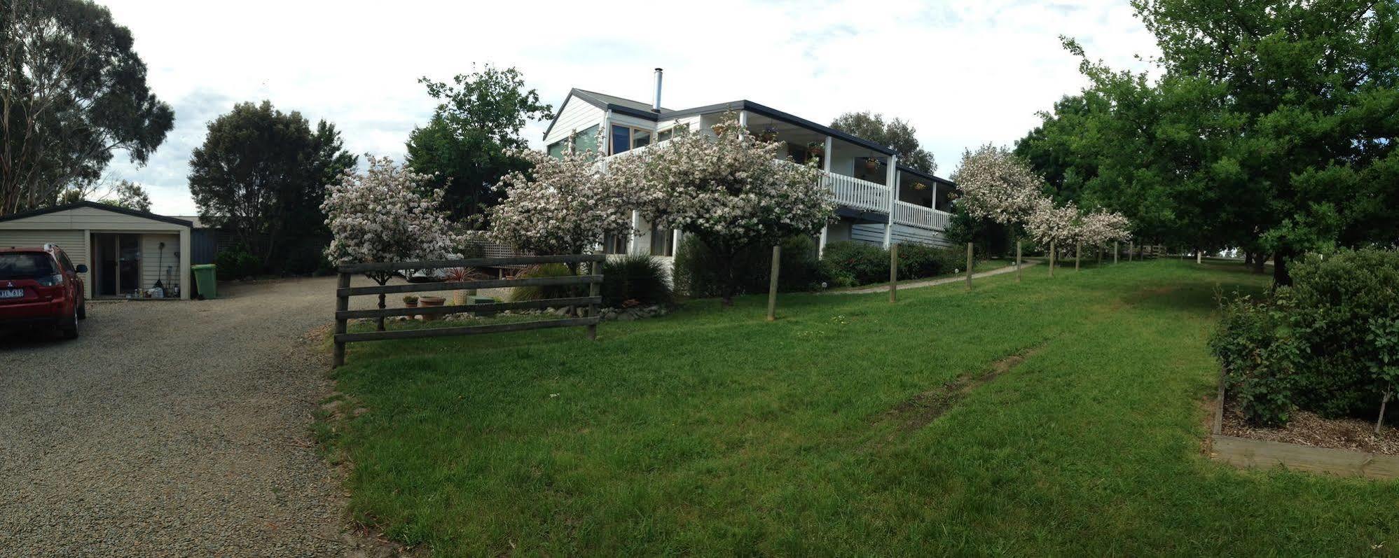 Yarra Glen Bed & Breakfast Zewnętrze zdjęcie